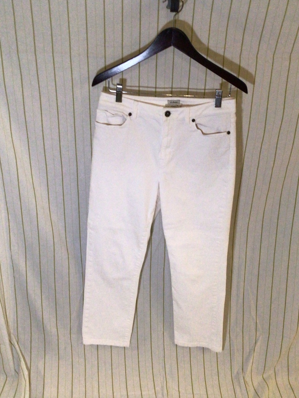 L.L. Bean White Cropped Women's Jeans